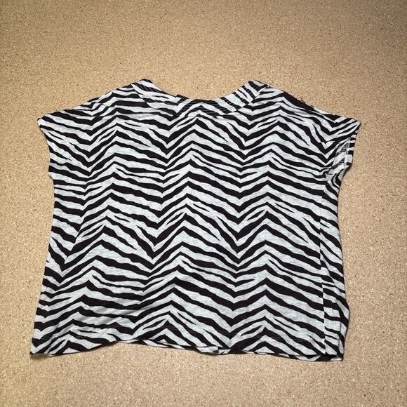 Tahari size M button front top 100% linen brown zebra print short sleeve A2 - Picture 4 of 6